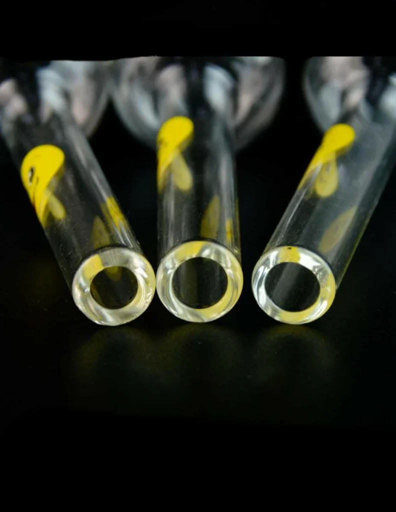 10cm Smile Face Ölbrenner Pfeife – Fröhliches Design