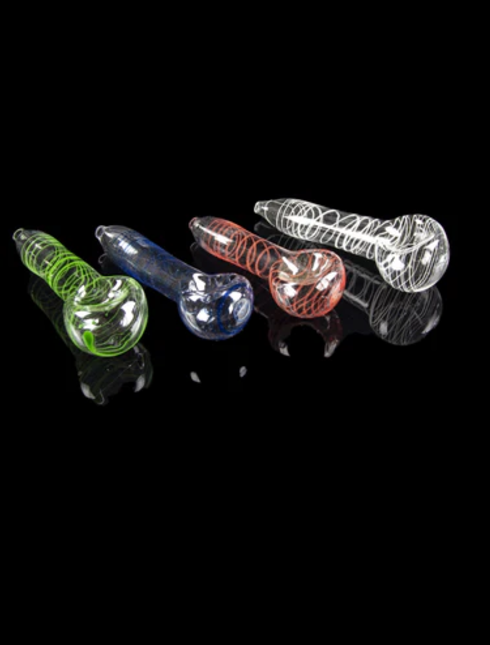 Peanut Spoon Pipe – Borosilikatglas Pfeife mit Swirl Design Peanut Spoon Pipe – Borosilikatglas Pfeife mit Swirl Design